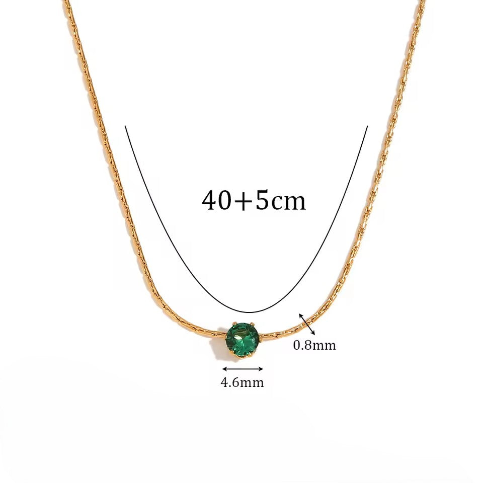 Alma Necklace